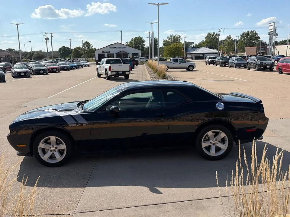 2013 Dodge Challenger 3rd Gen - Image 2 of 14