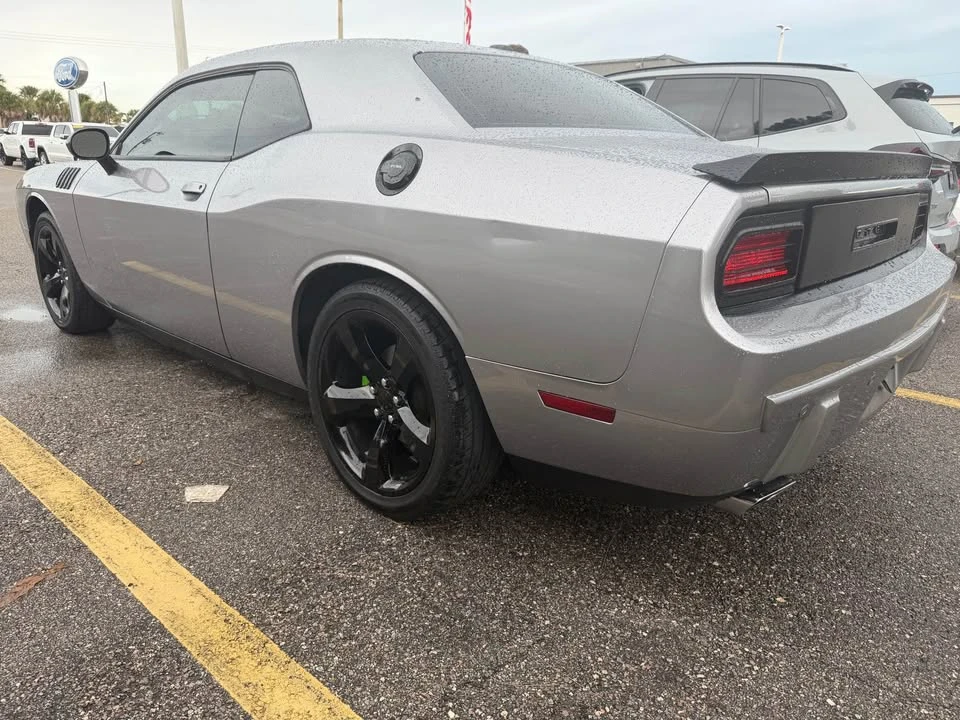 2013 Dodge Challenger 3rd Gen - Image 6 of 10