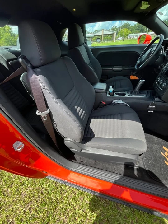 2013 Dodge Challenger 3rd Gen - Image 5 of 10