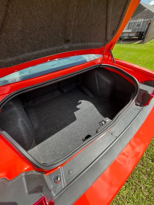 2013 Dodge Challenger 3rd Gen - Image 9 of 10