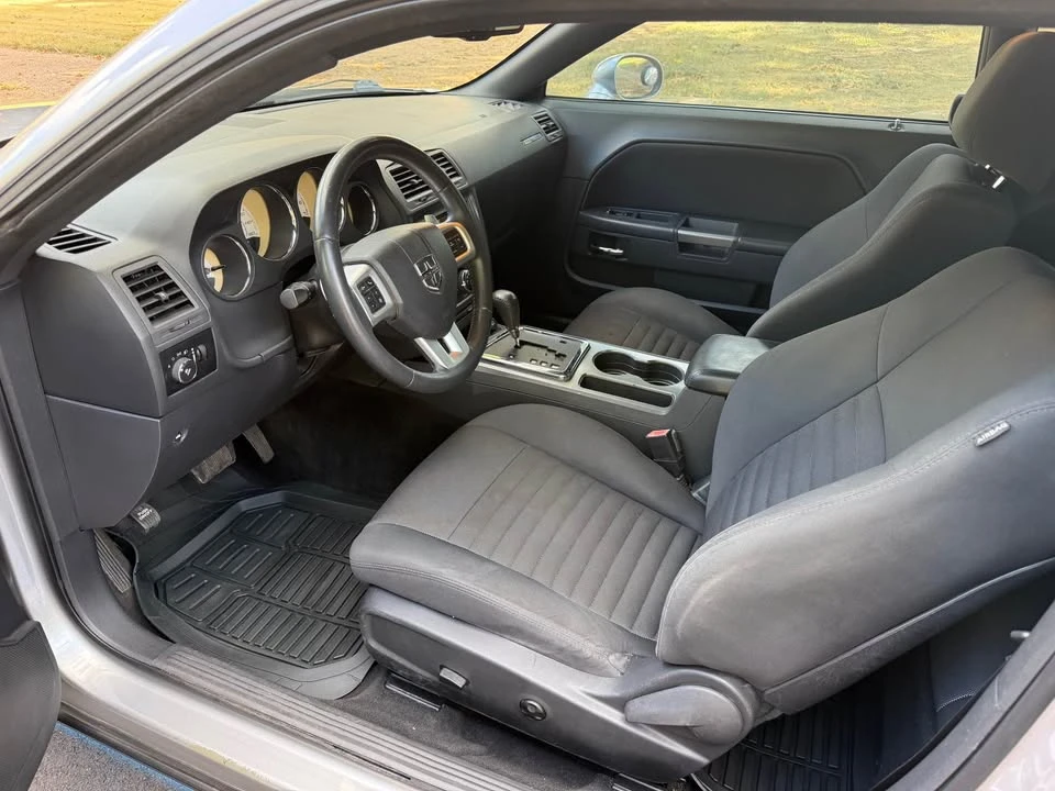 2013 Dodge Challenger 3rd Gen - Image 3 of 7