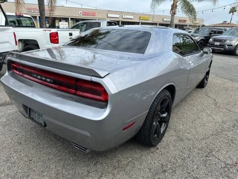 2013 Dodge Challenger 3rd Gen - Image 5 of 11