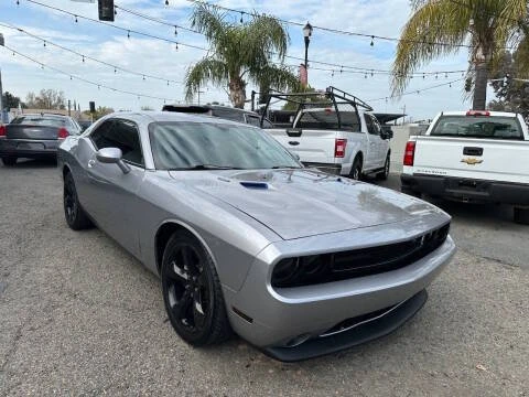 2013 Dodge Challenger 3rd Gen - Image 2 of 11