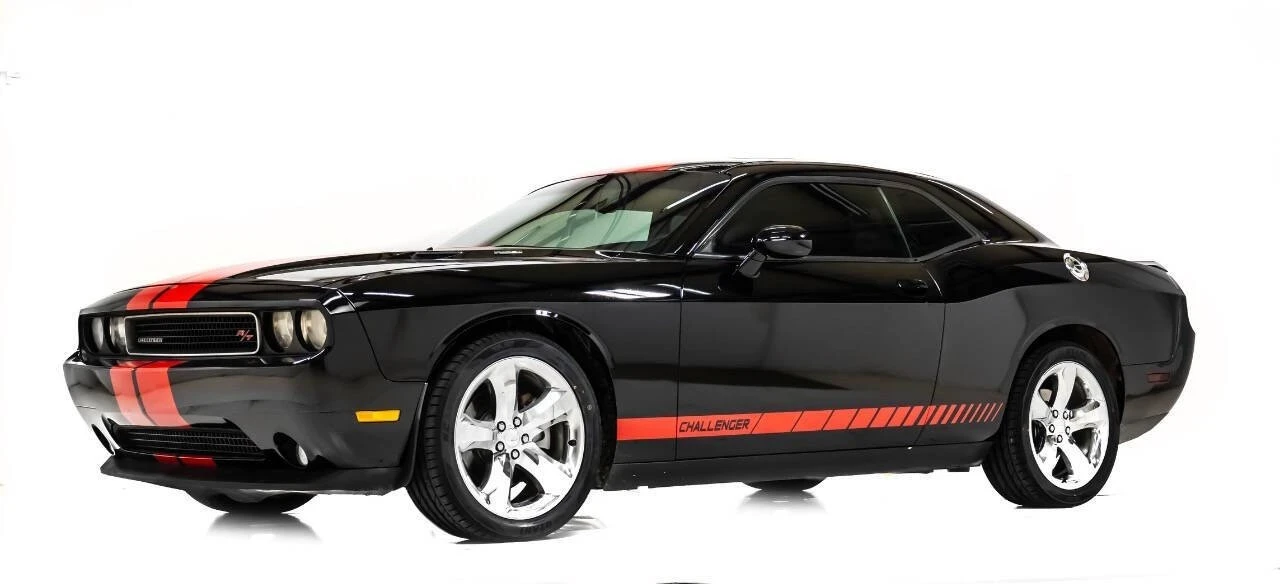 2013 Dodge Challenger 3rd Gen - Image 2 of 12