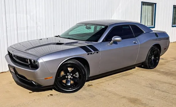 2013 Dodge Challenger R/T Plus 2dr Coupe