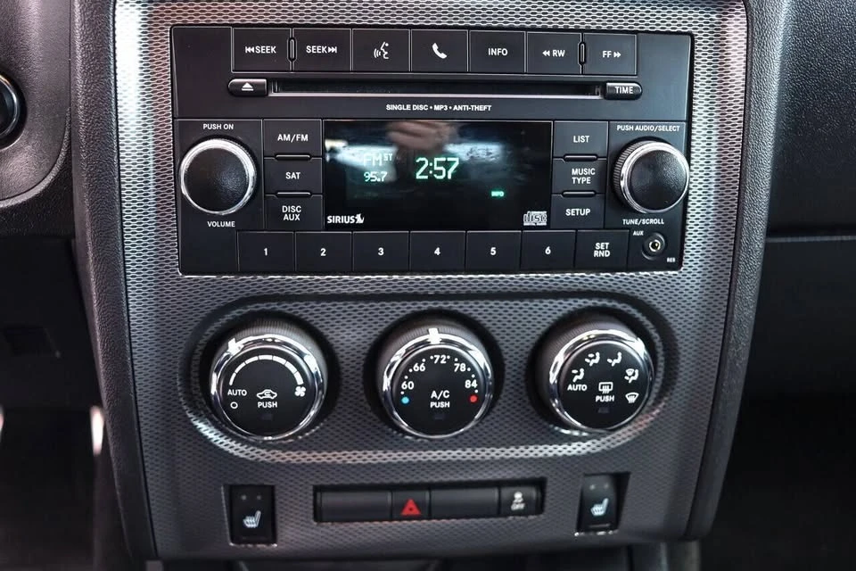 2013 Dodge Challenger 3rd Gen - Image 17 of 20
