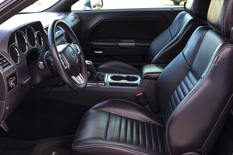 2013 Dodge Challenger 3rd Gen - Image 10 of 20