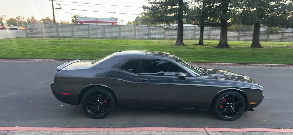 2013 Dodge Challenger 3rd Gen - Image 4 of 17