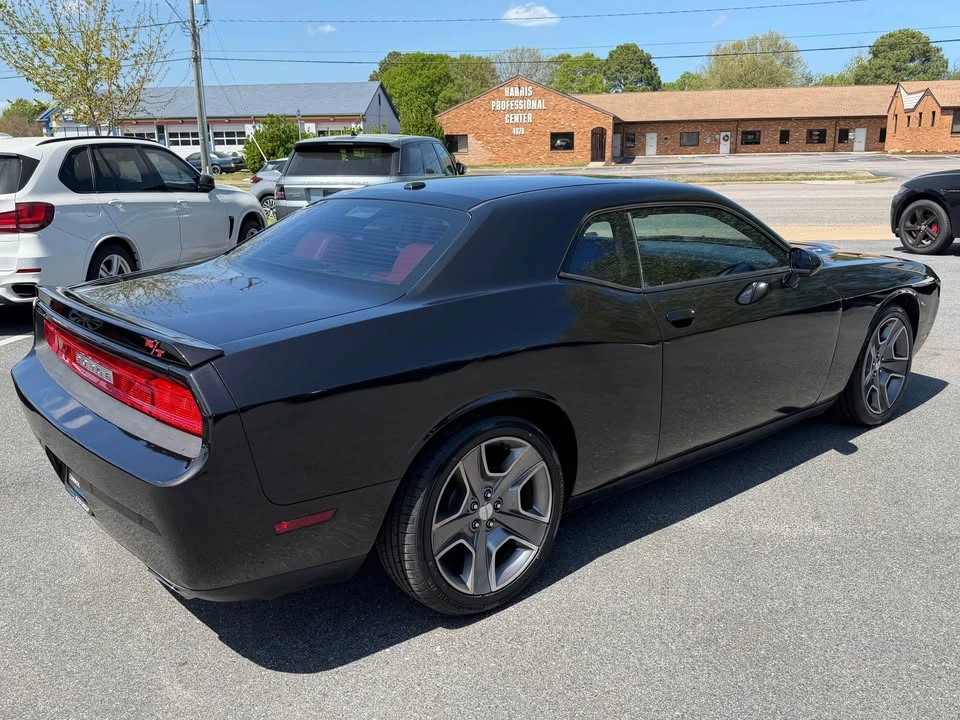 2013 Dodge Challenger 3rd Gen - Image 19 of 20
