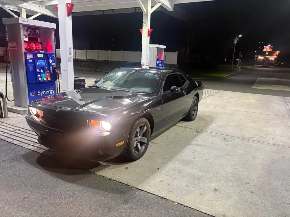 2013 Dodge Challenger 3rd Gen - Image 2 of 9