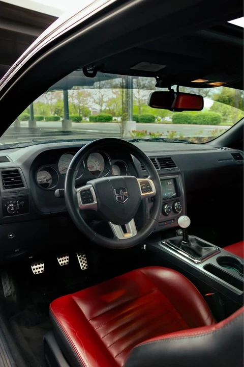 2013 Dodge Challenger 3rd Gen - Image 5 of 7