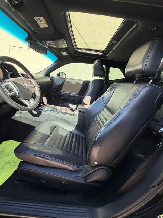 2013 Dodge Challenger 3rd Gen - Image 7 of 15