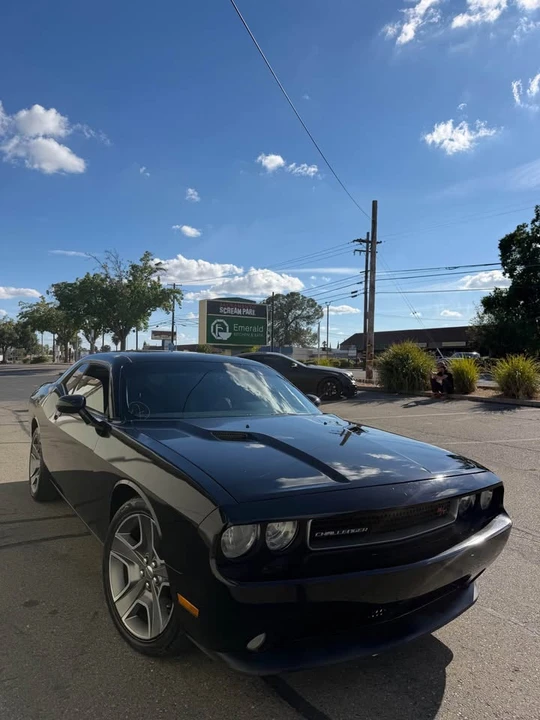 2013 Dodge Challenger 3rd Gen - Image 3 of 15