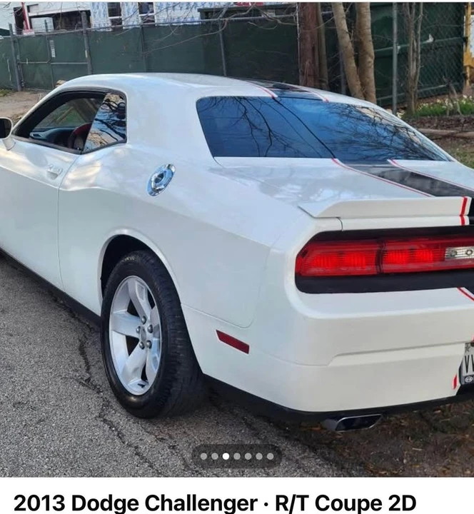 2013 Dodge Challenger 3rd Gen - Image 2 of 5