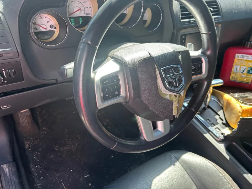 2013 Dodge Challenger 3rd Gen - Image 6 of 9