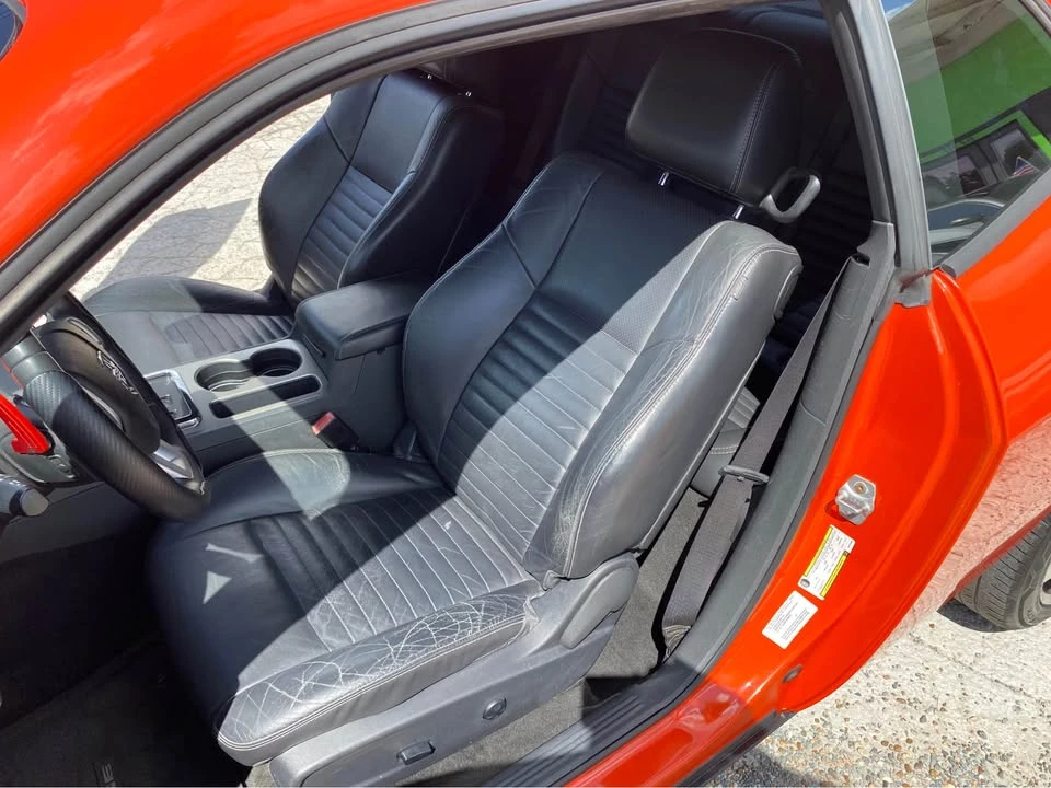 2013 Dodge Challenger 3rd Gen - Image 9 of 18