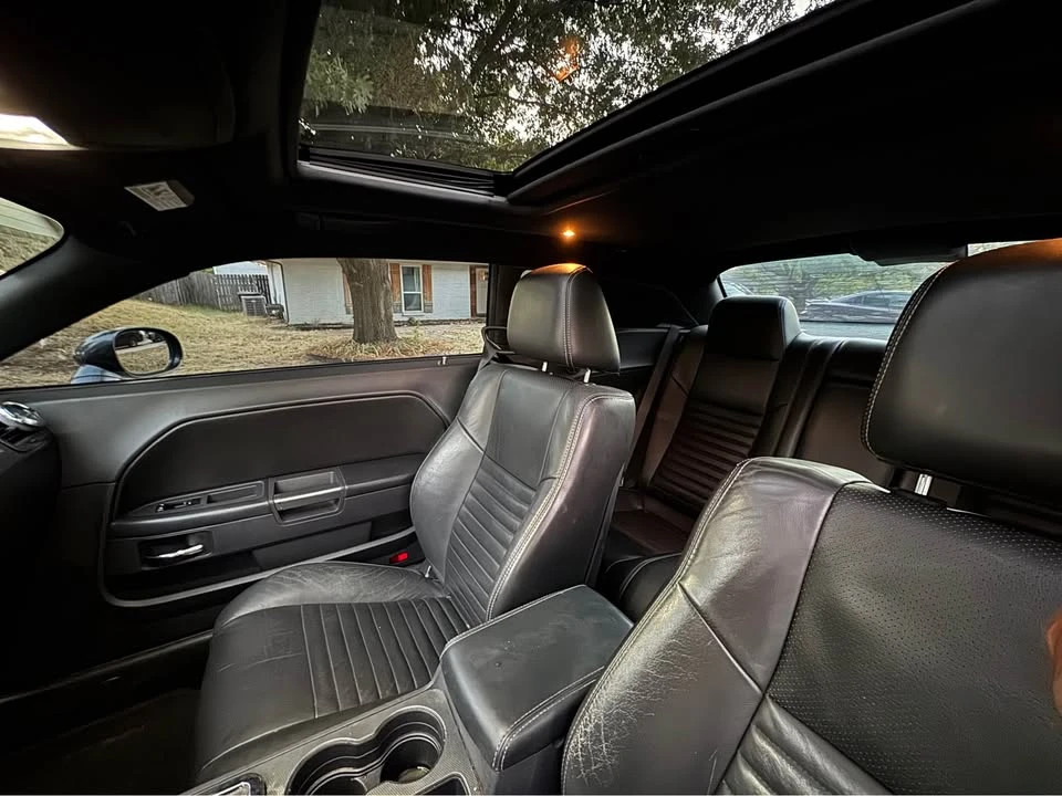 2013 Dodge Challenger 3rd Gen - Image 5 of 10