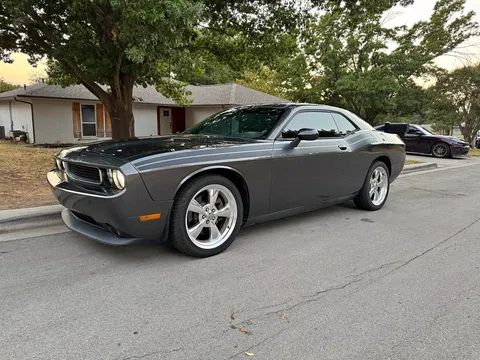 2013 Dodge Challenger R/T Plus Coupe
