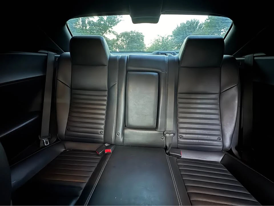2013 Dodge Challenger 3rd Gen - Image 6 of 10