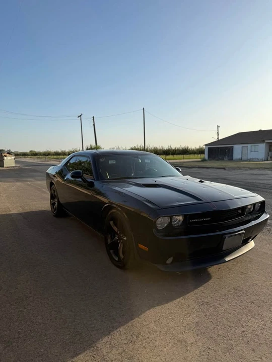 2013 Dodge Challenger 3rd Gen - Image 3 of 8