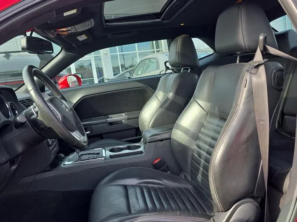 2013 Dodge Challenger 3rd Gen - Image 7 of 10