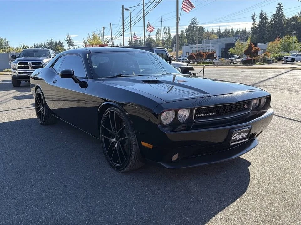 2013 Dodge Challenger 3rd Gen - Image 9 of 19