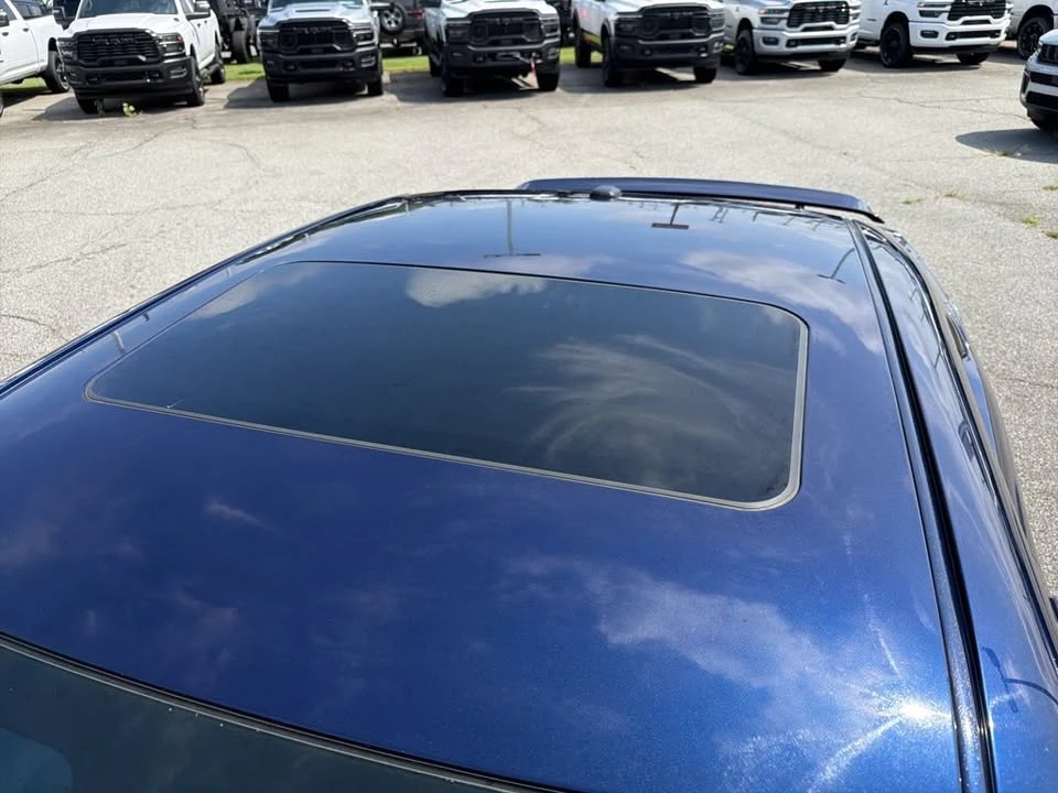 2013 Dodge Challenger 3rd Gen - Image 5 of 9