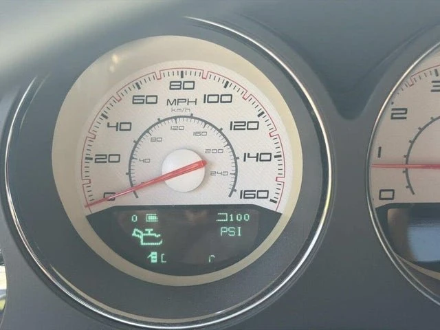 2013 Dodge Challenger 3rd Gen - Image 19 of 20