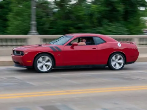 2013 Dodge Challenger R/T Plus
