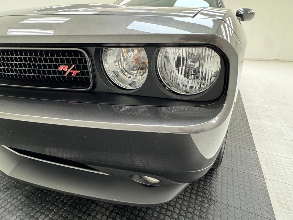 2013 Dodge Challenger 3rd Gen - Image 11 of 31
