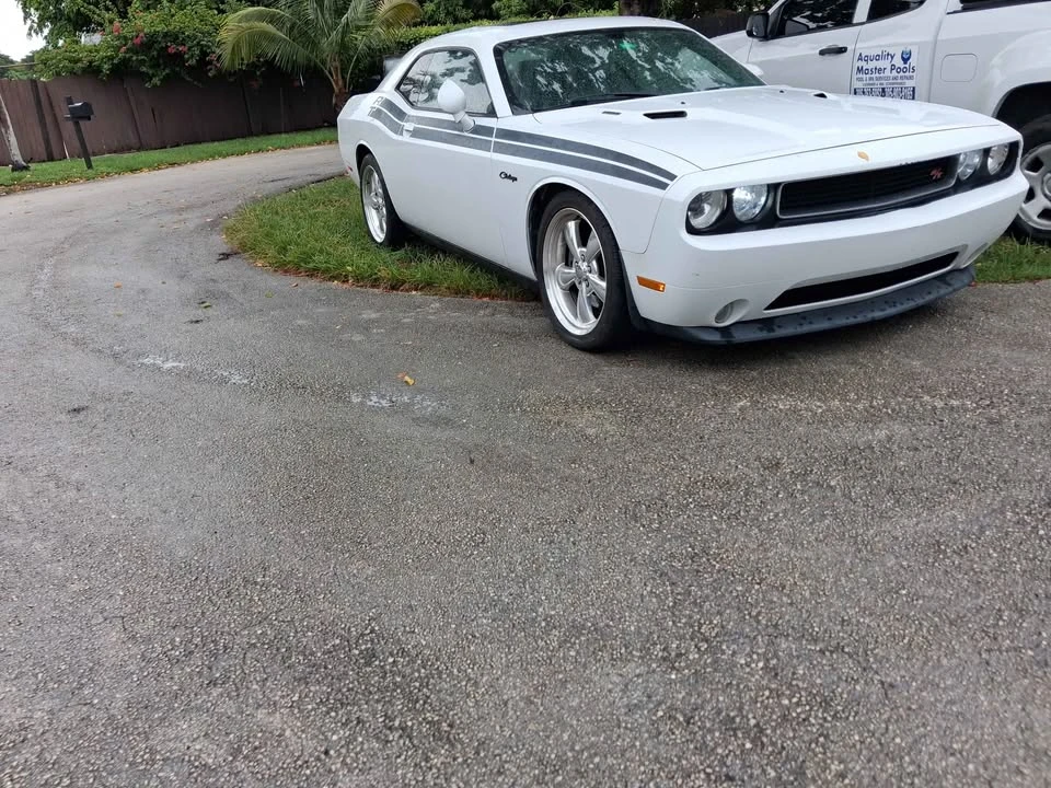 2013 Dodge Challenger SRT8 & 392 3rd Gen - Image 2 of 10