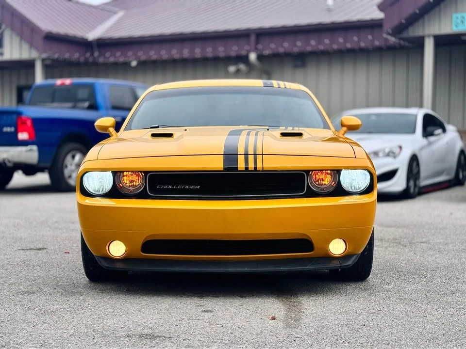 2013 Dodge Challenger 3rd Gen - Image 2 of 18