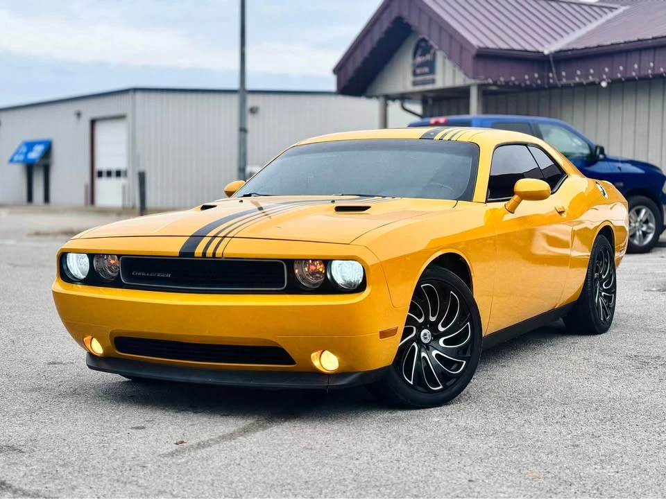 2013 Dodge Challenger 3rd Gen - Image 3 of 18