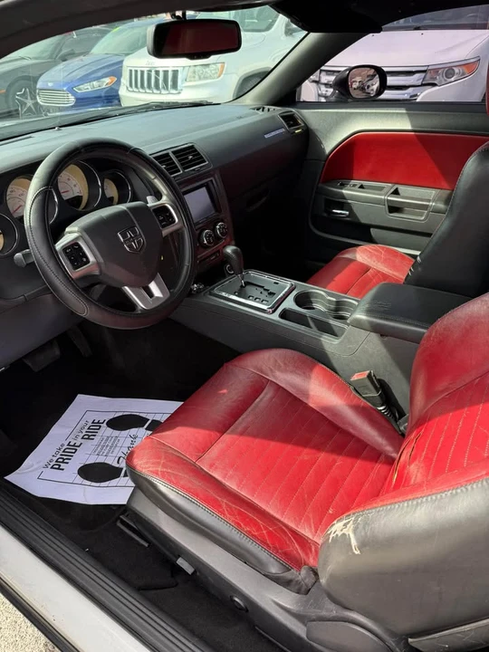 2013 Dodge Challenger 3rd Gen - Image 7 of 8