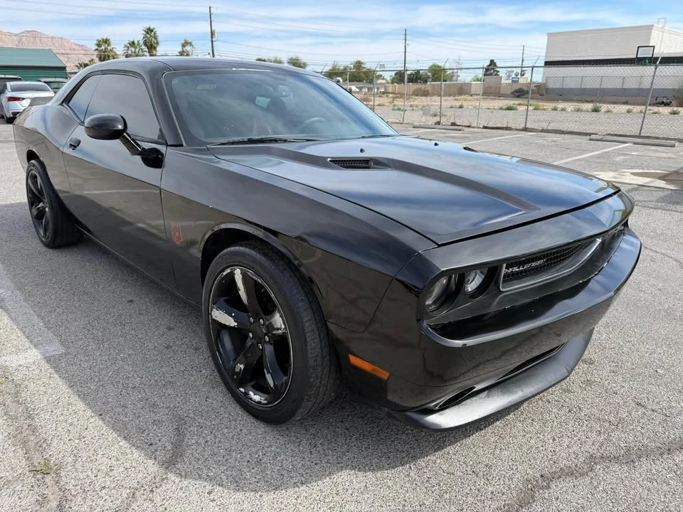 2013 Dodge Challenger 3rd Gen - Image 3 of 8