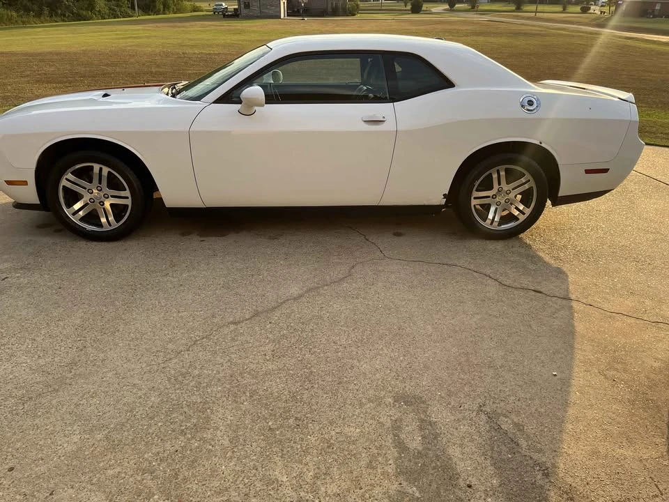 2013 Dodge Challenger 3rd Gen - Image 2 of 20