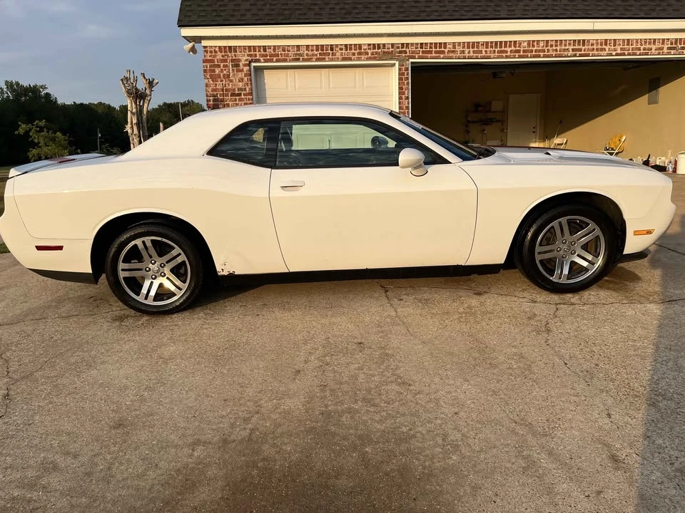 2013 Dodge Challenger 3rd Gen - Image 4 of 20