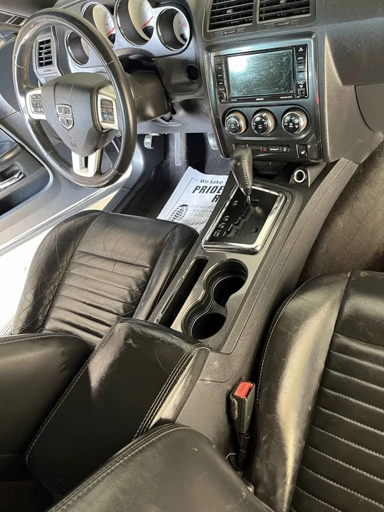 2013 Dodge Challenger 3rd Gen - Image 15 of 20