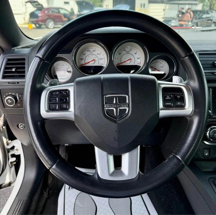2013 Dodge Challenger 3rd Gen - Image 2 of 6