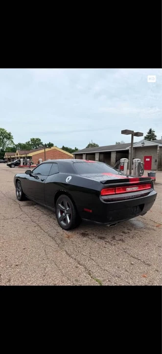 2013 Dodge Challenger 3rd Gen - Image 3 of 10