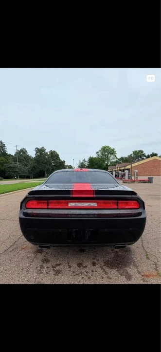 2013 Dodge Challenger 3rd Gen - Image 4 of 10