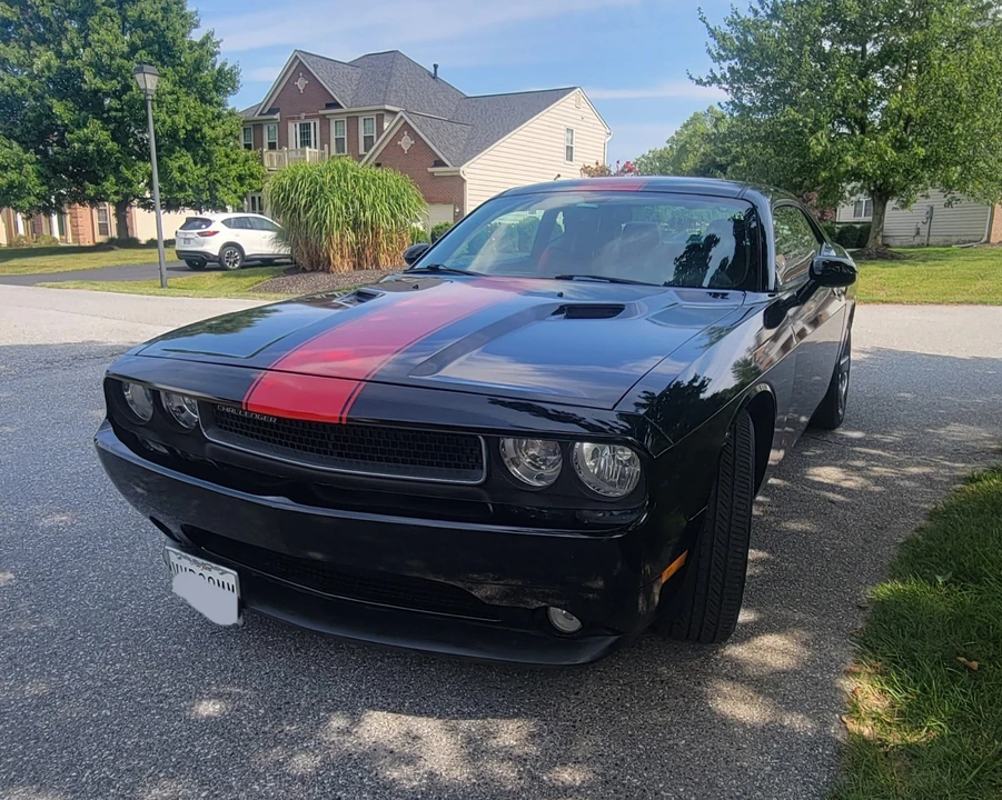 2013 Dodge Challenger 3rd Gen - Image 8 of 11