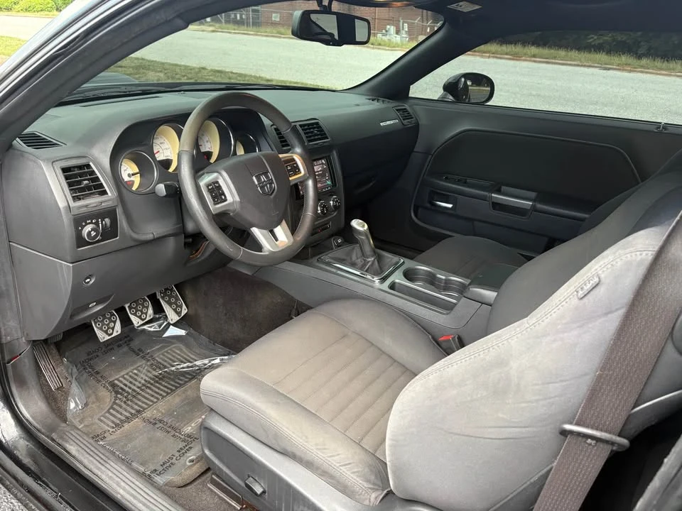 2013 Dodge Challenger 3rd Gen - Image 10 of 16