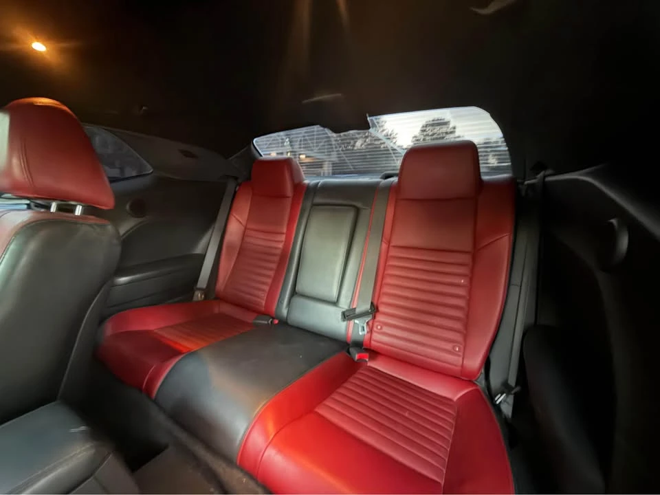 2013 Dodge Challenger 3rd Gen - Image 9 of 18