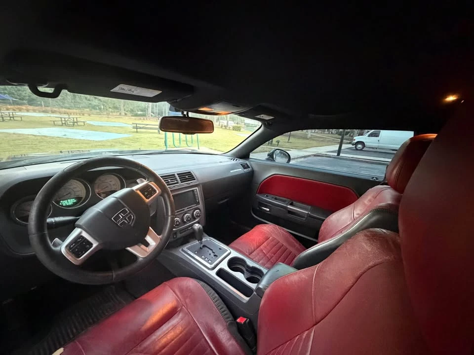 2013 Dodge Challenger 3rd Gen - Image 11 of 18