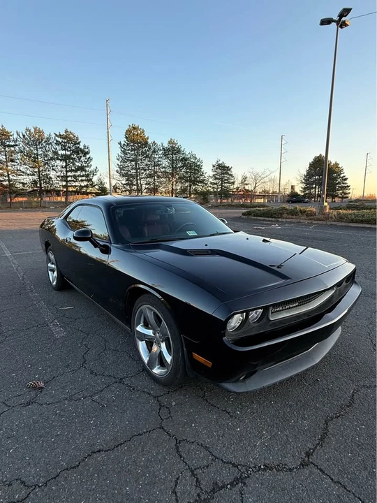 2013 Dodge Challenger 3rd Gen - Image 6 of 11