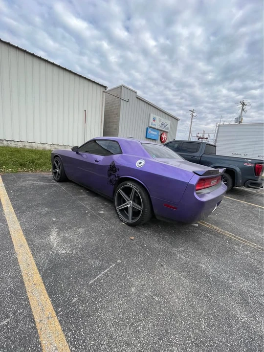 2013 Dodge Challenger 3rd Gen - Image 5 of 10