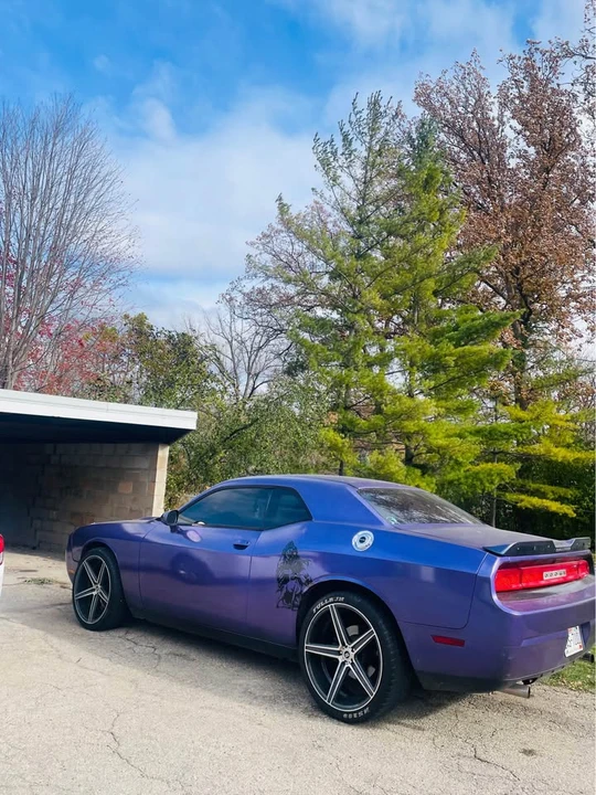 2013 Dodge Challenger 3rd Gen - Image 8 of 10