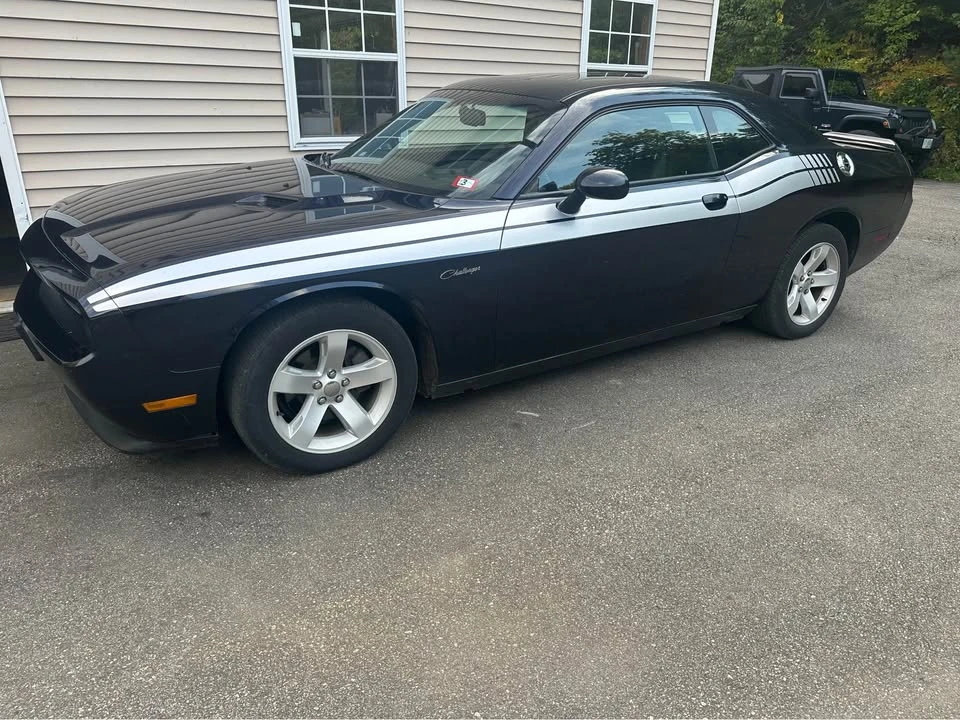 2013 Dodge Challenger 3rd Gen - Image 3 of 3