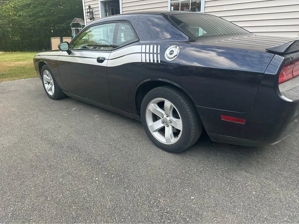 2013 Dodge Challenger 3rd Gen - Image 2 of 3